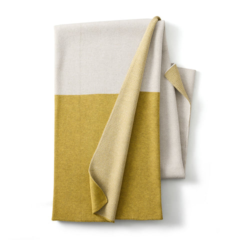 GENEVA Maize Outdoor Throw